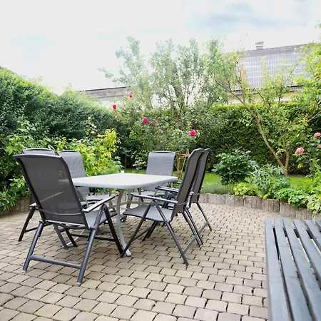 Lenhaus Mit Kamin & Garten - Im Gruenen *