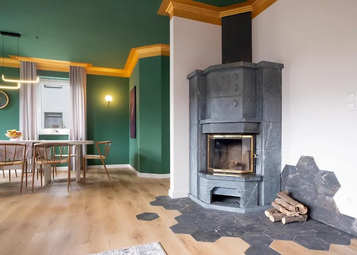 Lenhaus - Mit Kamin & Garten Feriehus