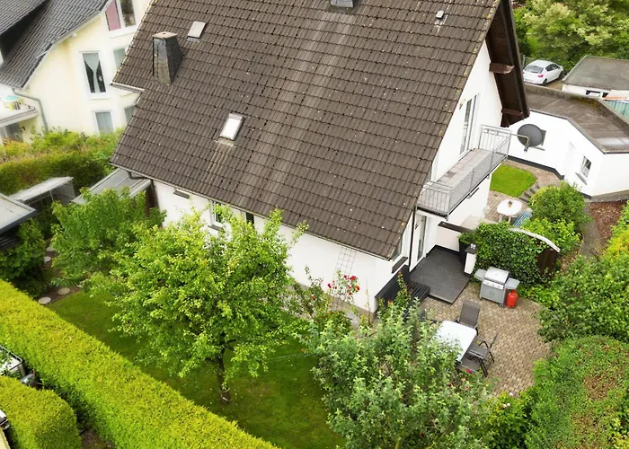 Feriehus Lenhaus - Mit Kamin & Garten *